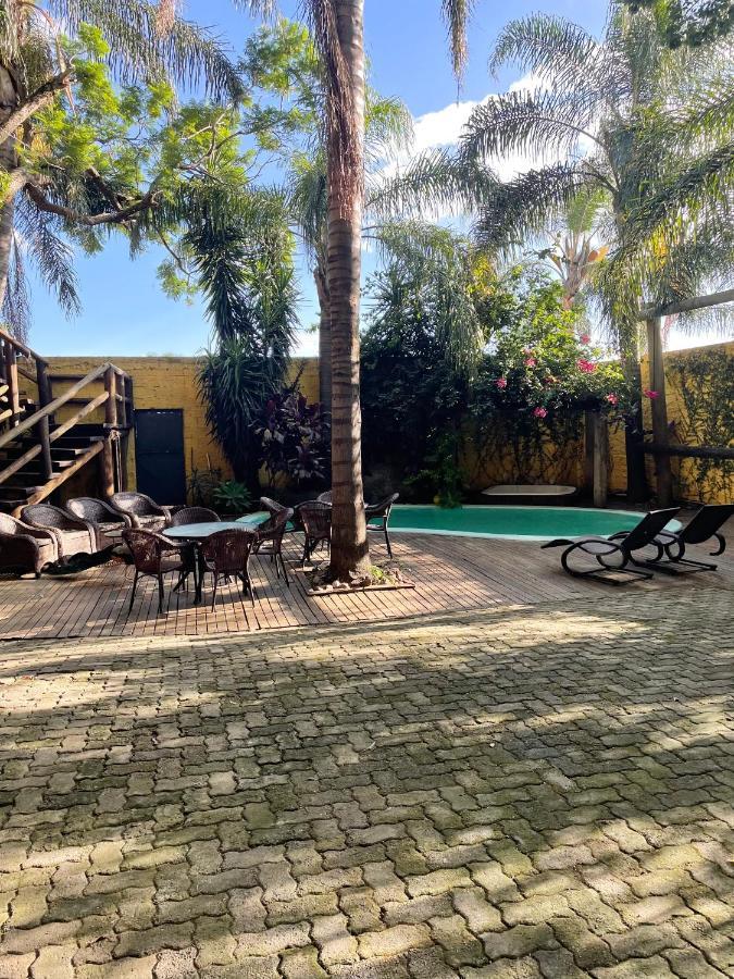 Pousada Familiar Casa Amarela Sao Gabriel  Bagian luar foto