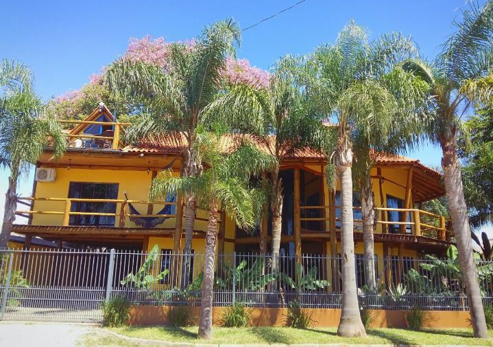 Pousada Familiar Casa Amarela Sao Gabriel  Bagian luar foto